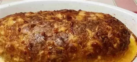 200G Grilovana Sekana Se Syrem A Volskym Okem Lehky Bramborovy Salat S Pazitkou A Cervenou Cibuli