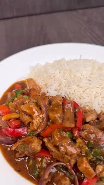 Meal 349 Nudlicky Z Veprove Panenky Ve Sladkokysele Omacce S Jasminovou Ryzi Z