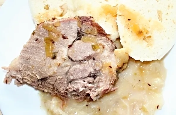 Meal 353 200G Pecena Veprova Plec Zeli Nas Houskovy Knedlik