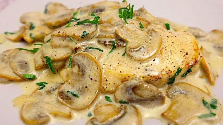 Meal 274 Kureci Prsicka Na Smetanovych Zampionech S Kuskusem Z