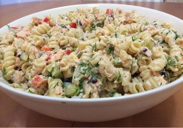 Meal 300 450G Testovinovy Salat Se Zeleninou Tunakem A Vejci