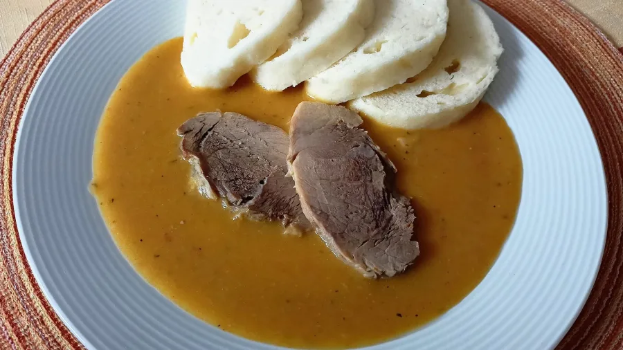 Meal 310 200G Veprova Svickova Na Smetane Karlovarsky Knedlik