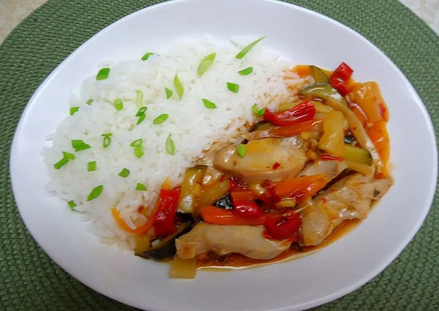 Meal 333 Kureci Ve Sladko Palive Omacce Sweet Chilli S Jasminovou Ryzi