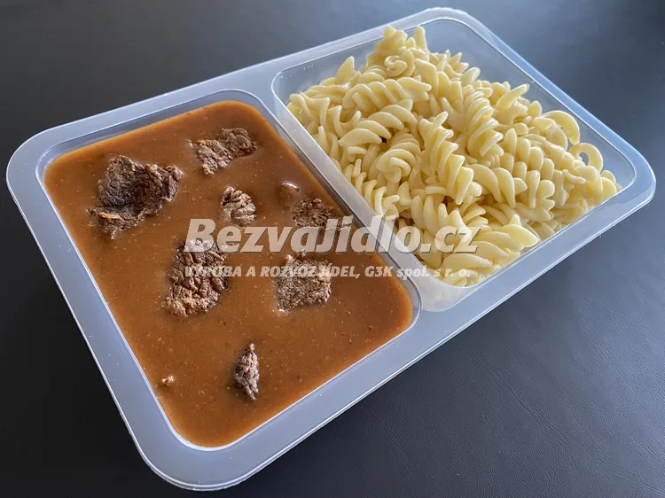 Meal 335 Klasicky Hovezi Gulas S Testovinami