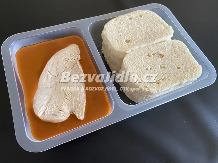 Meal 338 Kruti Prsa Na Paprice A Smetane S Kynutym Houskovym Knedlikem