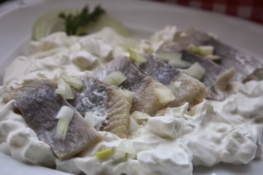 Meal 348 150G Nas Rybi Salat S Pecivem