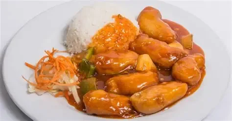 Meal 355 200G Kureci Nudlicky Ve Sladkokysele Omacce Ryze