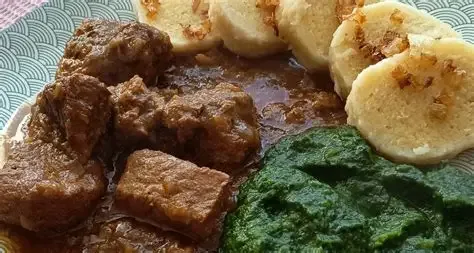 Meal 356 200G Veprove Kostky Na Cesneku Spenat Bramborovy Knedlik