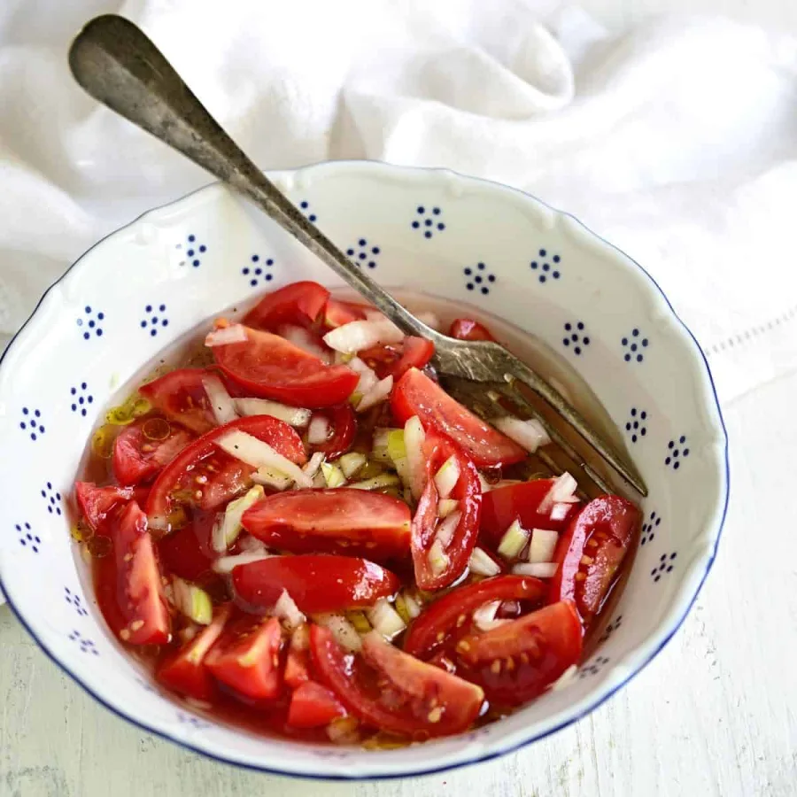 Meal 386 Rajcatovy Salat S Cibulkou