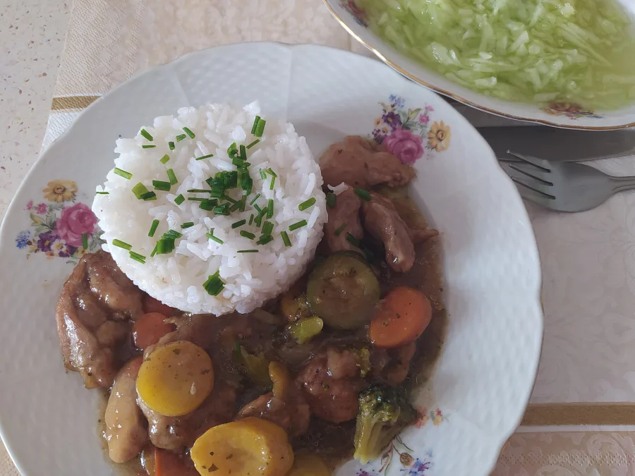 Meal 395 Zivanska Veprova Pecene Z Krkovicky S Jasminovou Ryzi