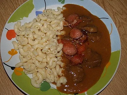 Meal 426 Debrecinsky Veprovy Gulas S Testovinami