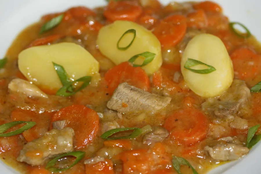 Meal 450 200G Veprove Maso S Mrkvi Brambor