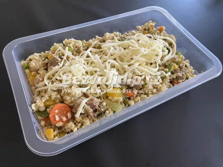 Meal 15 Bulgurito Se Zeleninou A Krutim Masem Sypane Strouhanou Mozzarelou Z