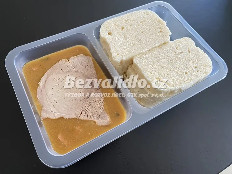 Meal 501 Hamburska Veprova Kyta Na Smetane S Kynutym Houskovym Knedlikem