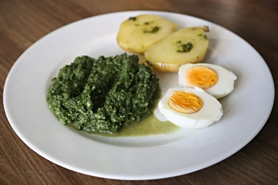 Meal 546 Duseny Spenat S Varenym Vejcem A Bramborem