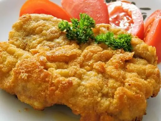 Meal 583 Smazeny Veprovy Rizek Z Krkovicky 150G S Varenym Bramborem A Tatarskou Omackou