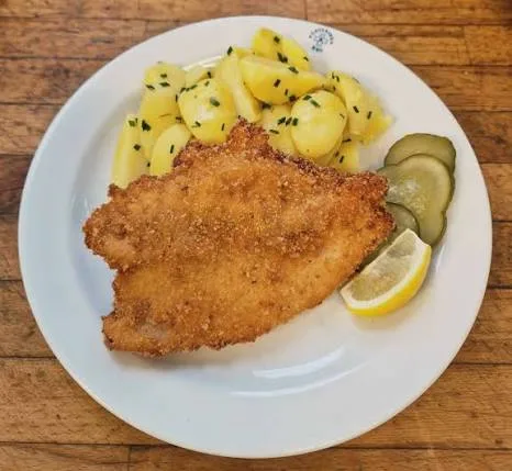 Meal 618 200G Kureci Rizek Savoj Brambor Okurka