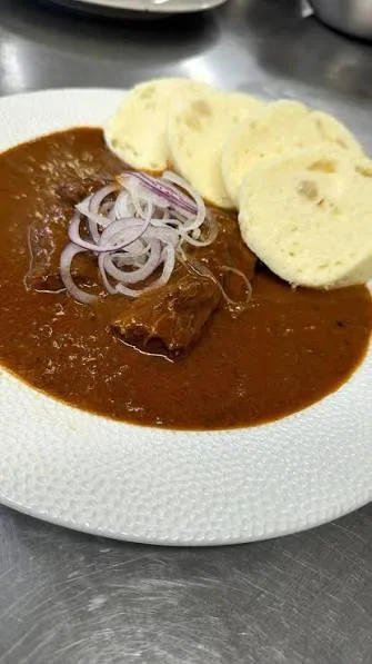 Meal 625 200G Pivovarsky Gulas Houskovy Knedlik