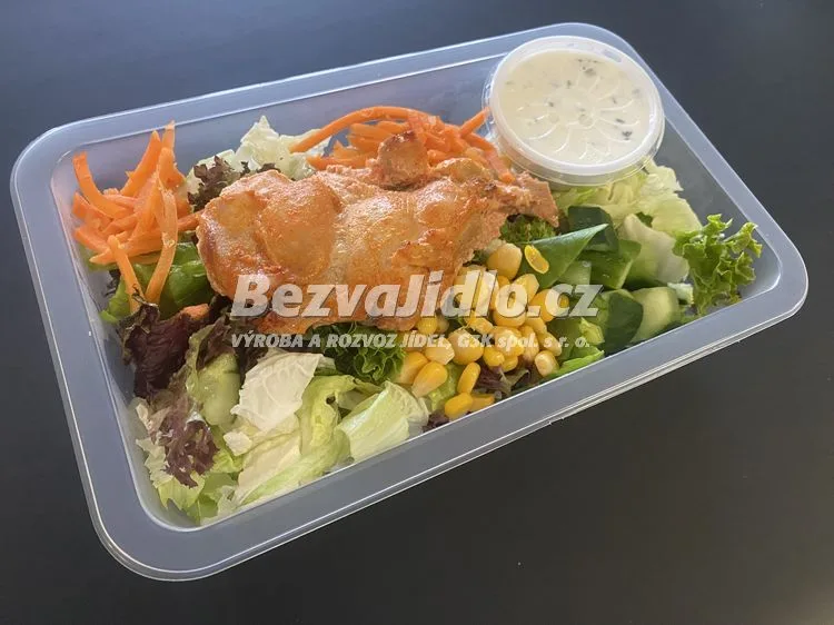 Meal 868 Variace Salatu A Zeleniny S Grilovanym Marinovanym Kurecim Stehennim Steakem A Pazitkovym Dipem Z 330G